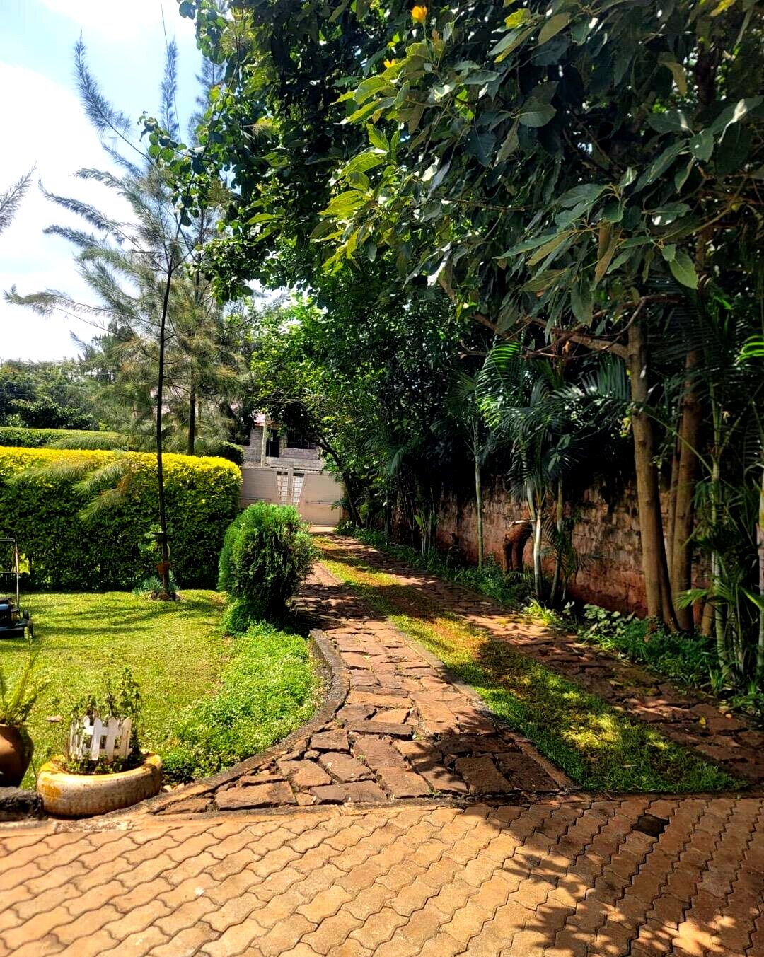 Quarter Acre Garden Home for KSh 250K