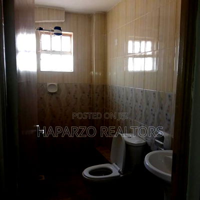 2bdrm Apartment in Three Unit Complex for rent - Image 9