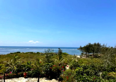 KSh 160M Beachfront Property with Garden