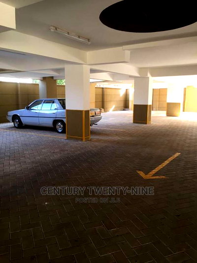 3bdrm Apartment in Iregi Square, Parklands/Highridge for sale - Image 4