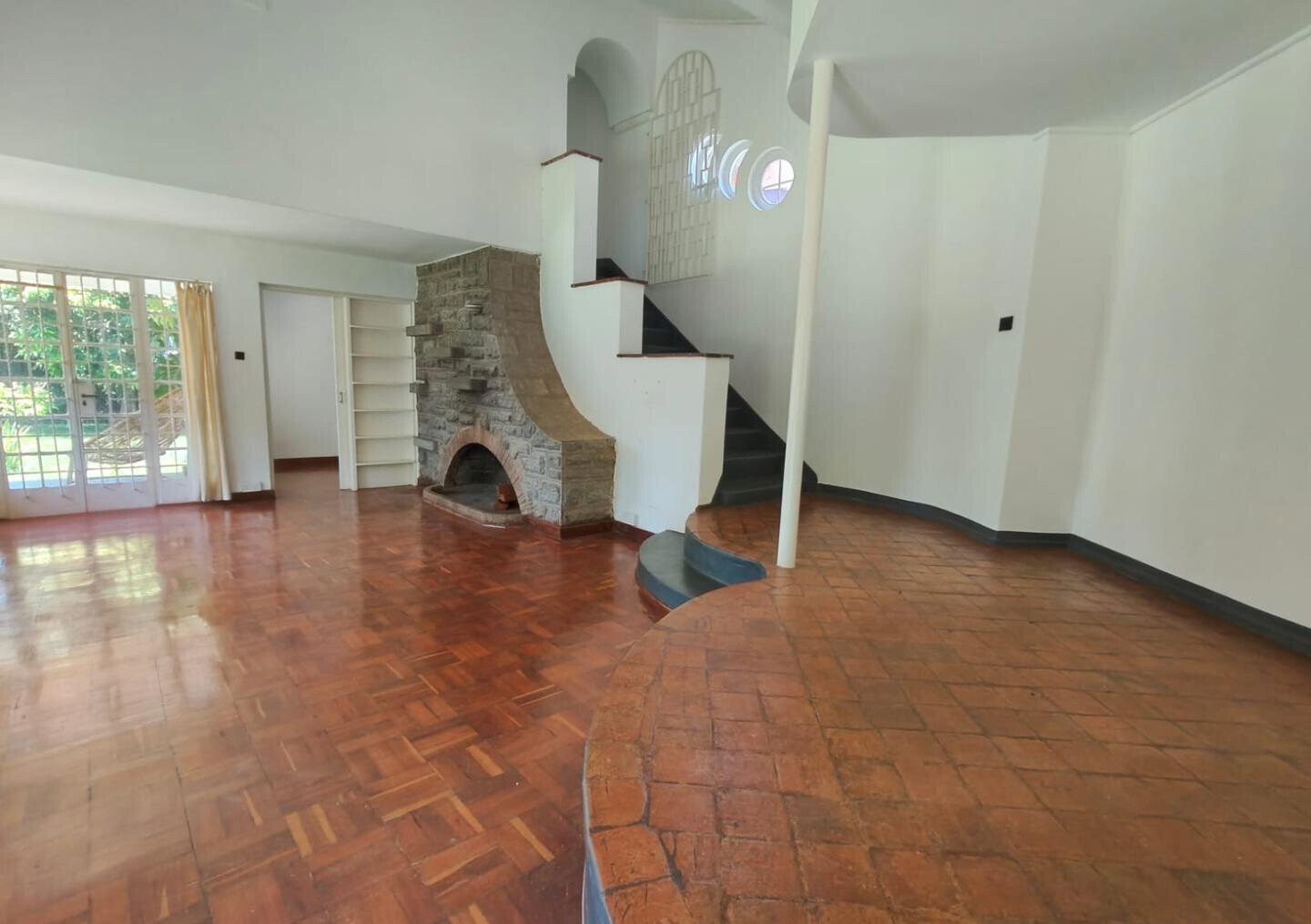 4BR Garden Home with Parking