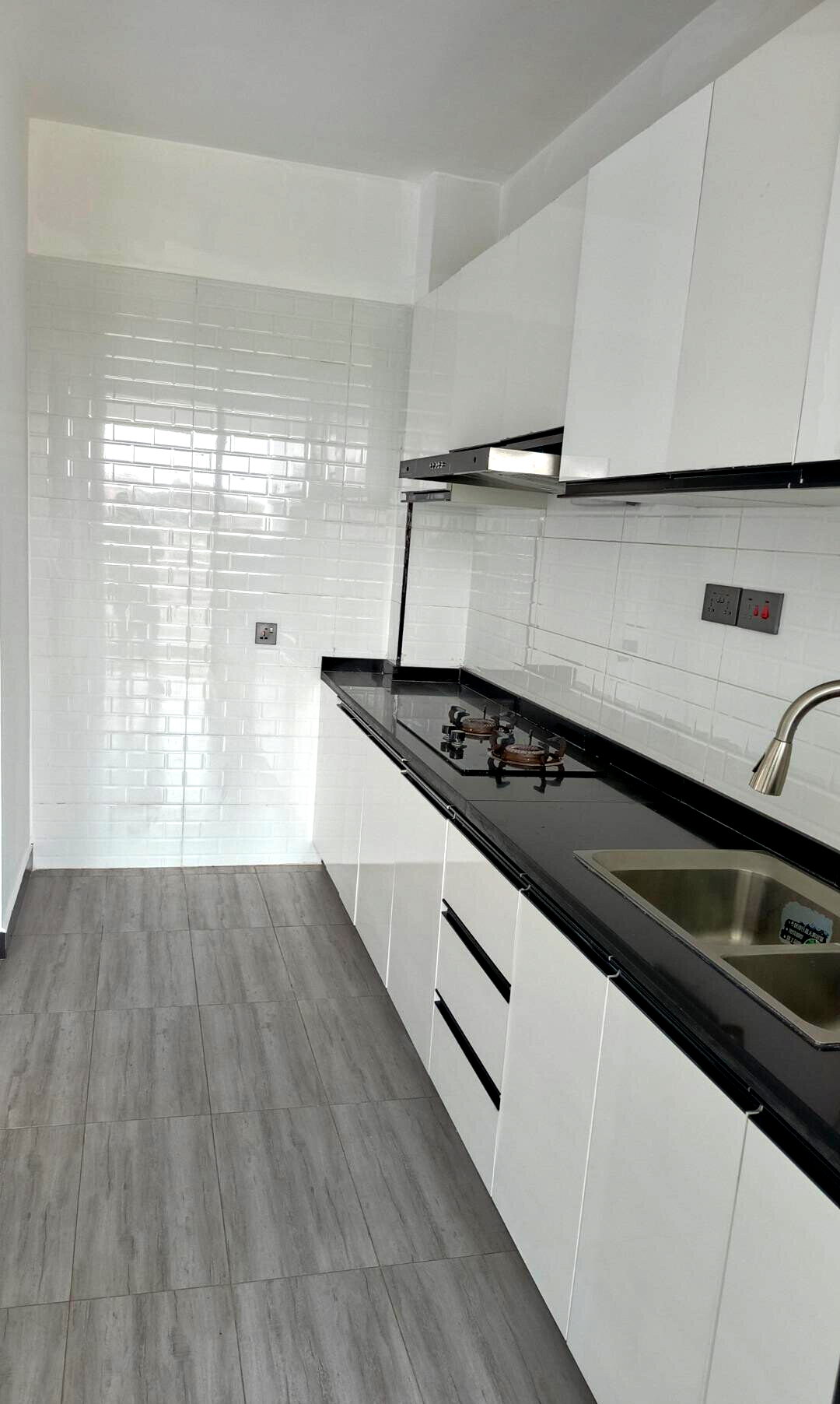 2BR on Agwings Kodhek Road with Pool & Generator - Kilimani