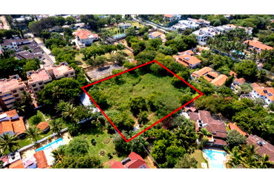 1-Acre Plot in Nyali for KSh 70M