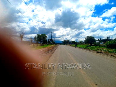Great Nanyuki Daiga 2.2acreas Touching Tarmac - Image 1