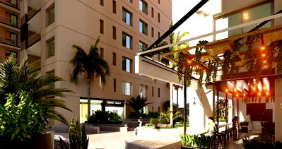 2BR with Pool, Gym & Coffee Bar - Kilimani Road