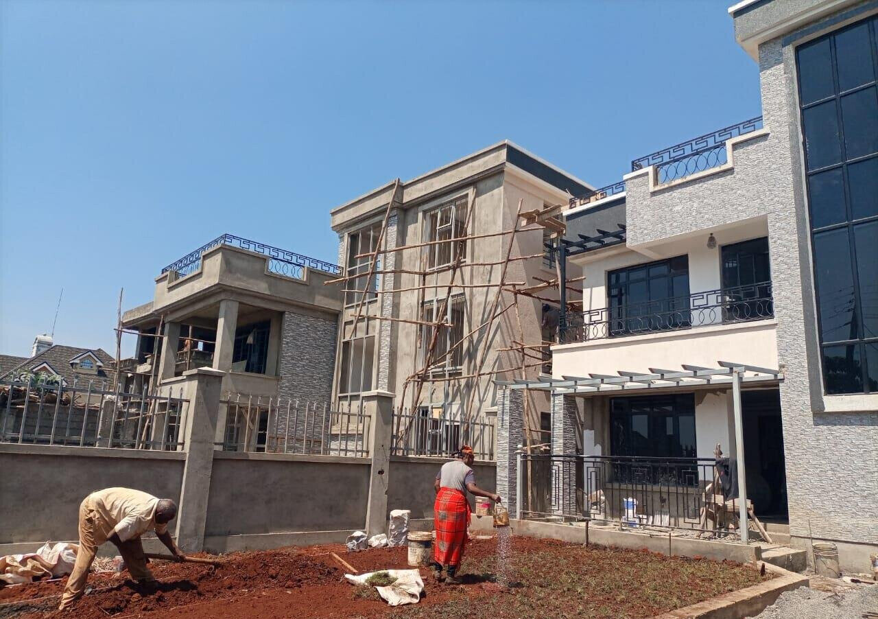 5BR All-Ensuite Townhouse with Rooftop Family Room - Ruiru