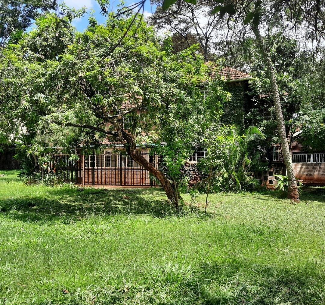 1-Acre Westlands Plot with Parking at KSh 530M
