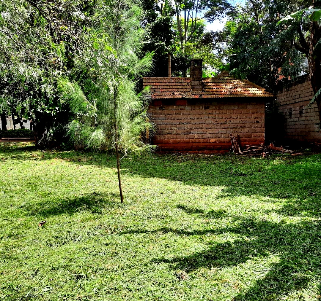 1-Acre Westlands Plot with Parking at KSh 530M