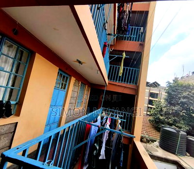 20bdrm Block of Flats in Kasarani Nairobi for sale - Image 1