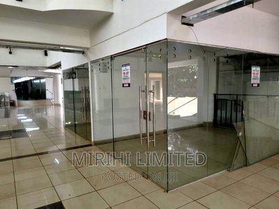 To Let Shops/Stalls - Image 4