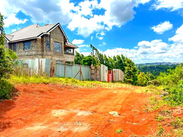 Prime Residential Plot for Sale Near the Southern Bypass.