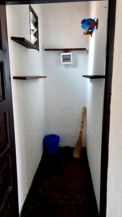 For Rent: KSH 10,000 P.M - Office Co-Working Space in Diani - Image 7