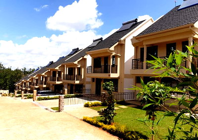3BR All-Ensuite Townhouse with DSQ & Manicured Lawns – Windsor, Nairobi
