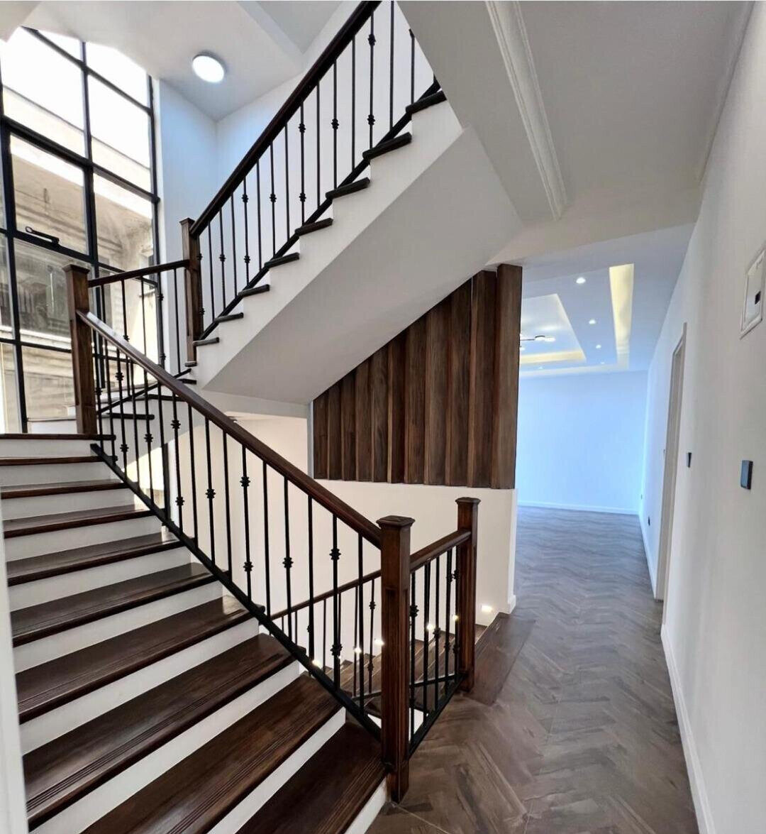 Newly Built 4-Ensuite Townhouse with Rooftop Terrace - Lavington