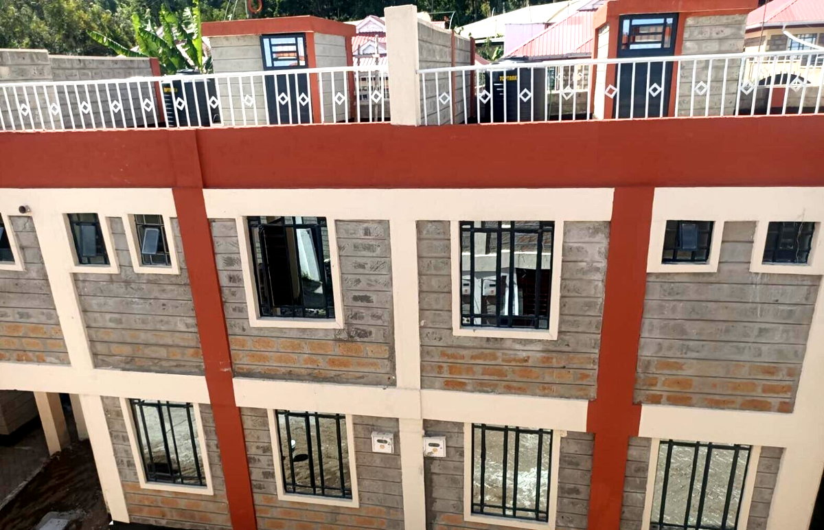 3BR Townhouse with Rooftop Terrace & Pantry - Rimpa, Rongai