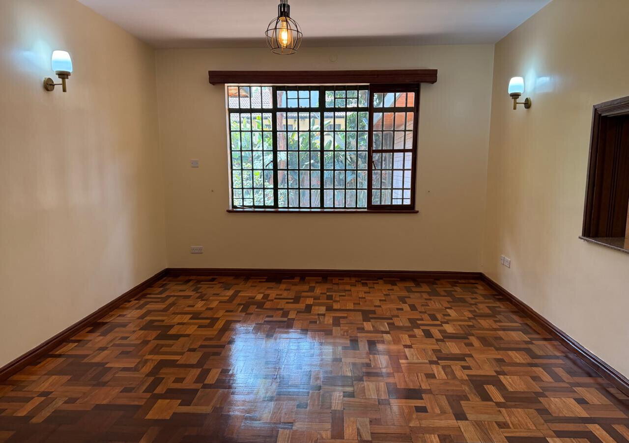 6BR Townhouse with Garden at KSh 140M