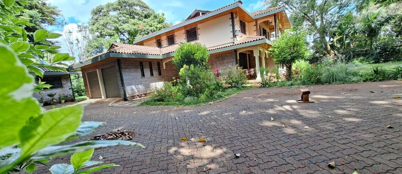 6BR Townhouse with Garden at KSh 140M