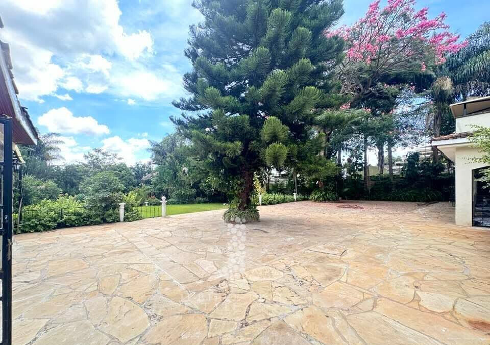 8BR Mansion with Garden at KSh 650K
