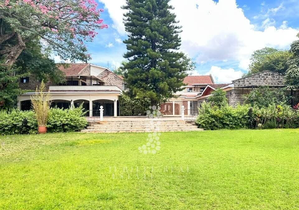 8BR Mansion with Garden at KSh 650K