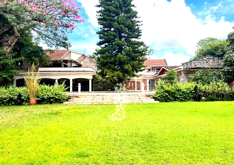 8BR Mansion with Garden at KSh 650K