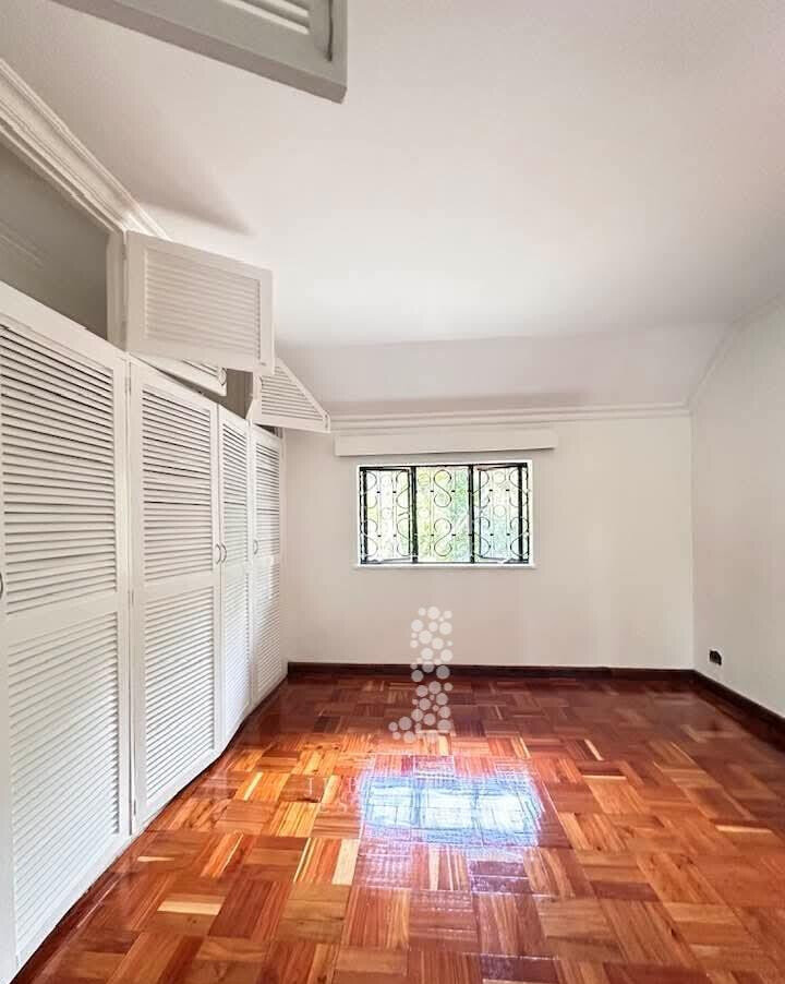 8BR Mansion with Garden at KSh 650K