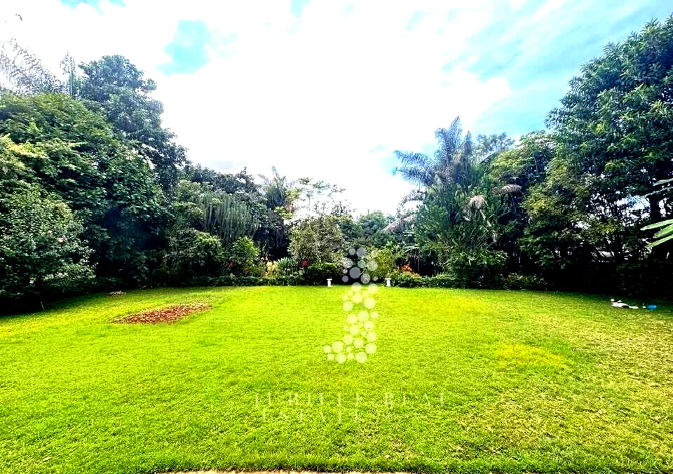 8BR Mansion with Garden at KSh 650K