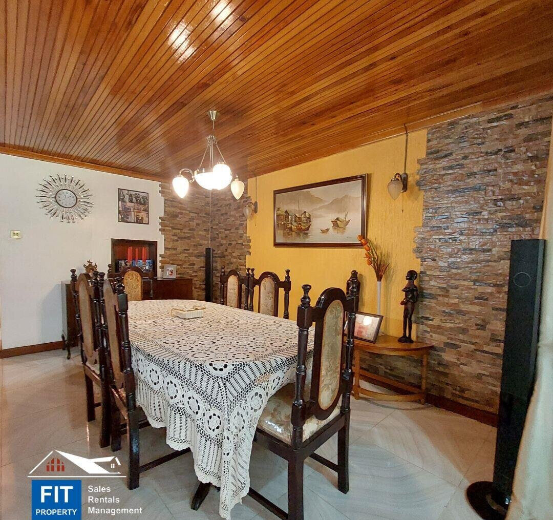 0.1 Acre Plot with Garden in Parklands
