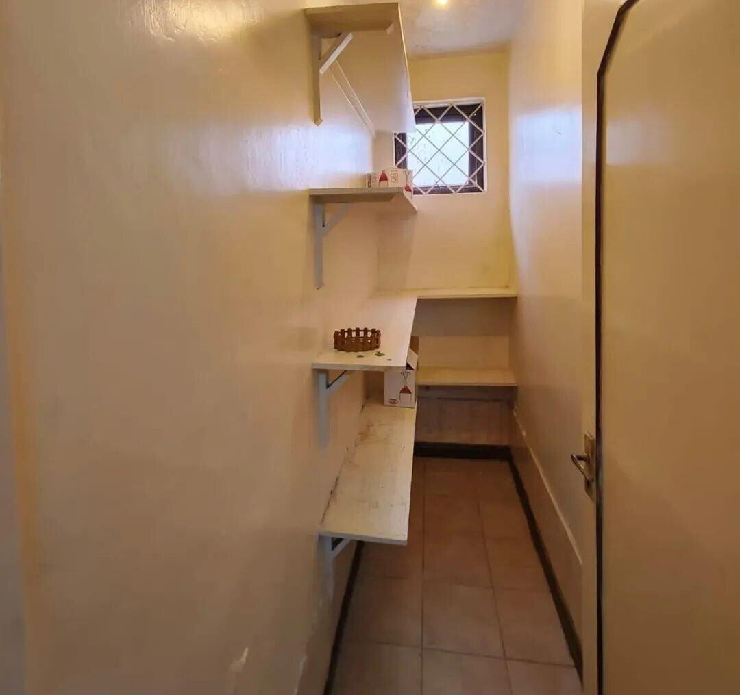 4BR Townhouse with DSQ & Closed Kitchen - Kileleshwa