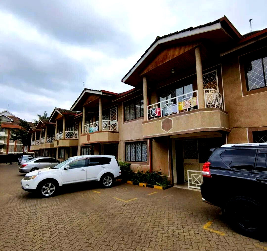 4BR Townhouse with DSQ & Closed Kitchen - Kileleshwa