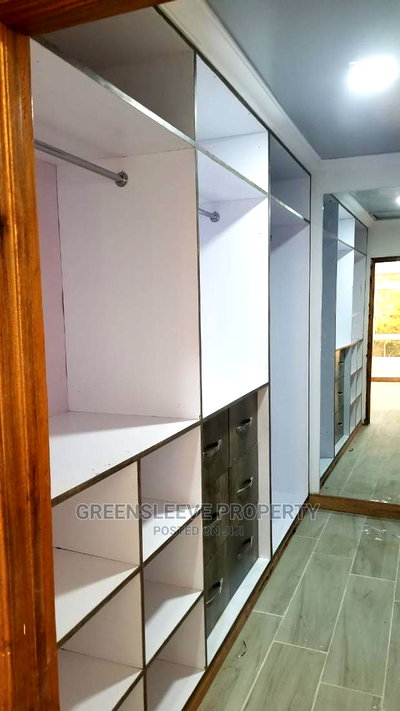4bdrm Townhouse / Terrace in Bongain, Karen C for Rent - Image 7