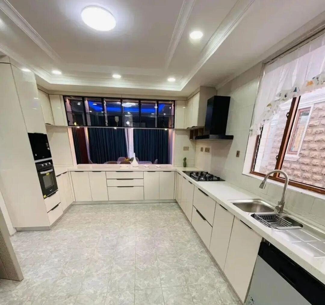 4BR All-Ensuite Townhouse with Fireplace & DSQ - Migaa Golf Estate