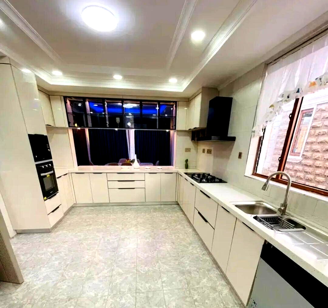 4BR All-Ensuite Townhouse with Fireplace & DSQ - Migaa Golf Estate