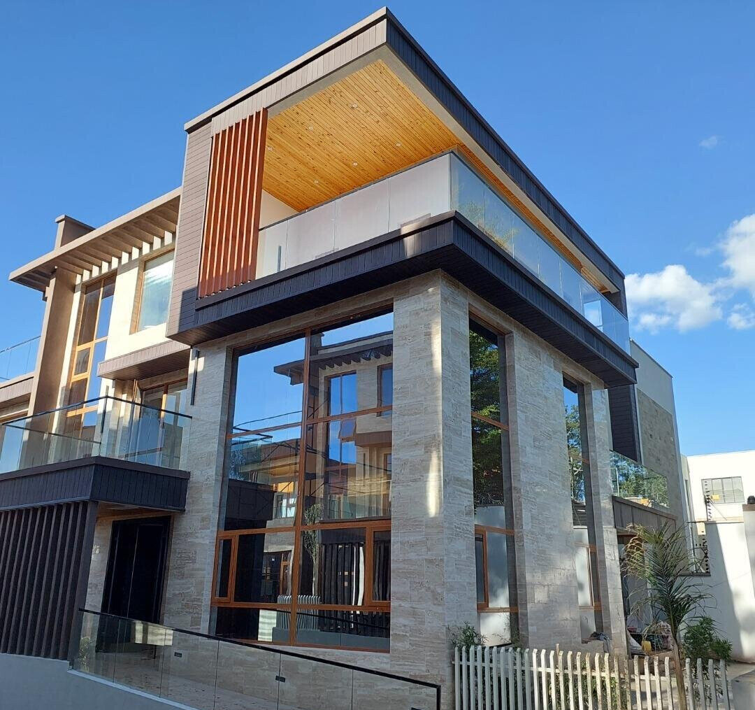 6-Bed Villa with Elevator & Panic Room - Lavington