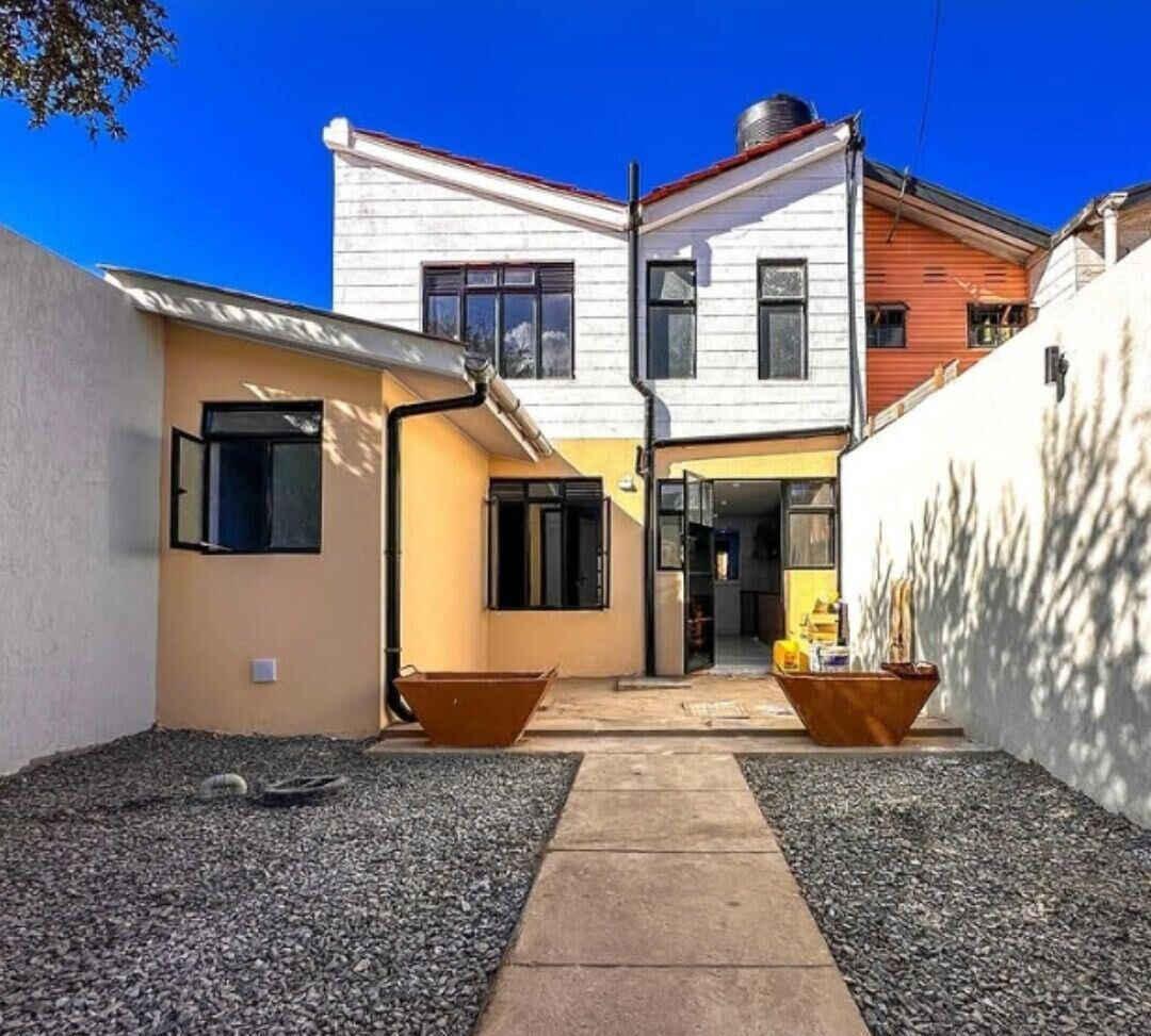Fully Renovated 4BR Townhouse in Gated Compound - BuruBuru