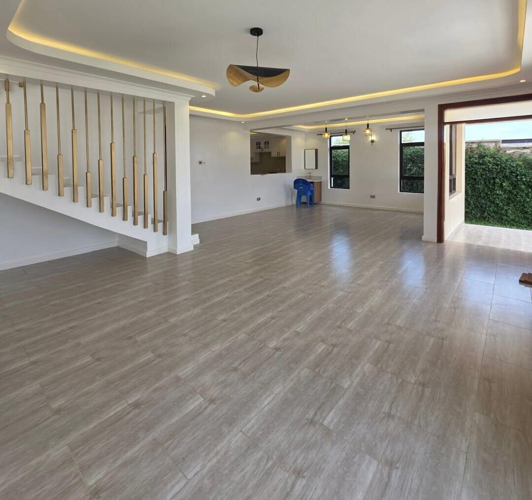 4BR All-Ensuite Townhouse with Pool & Gym - Kitengela Phase 1