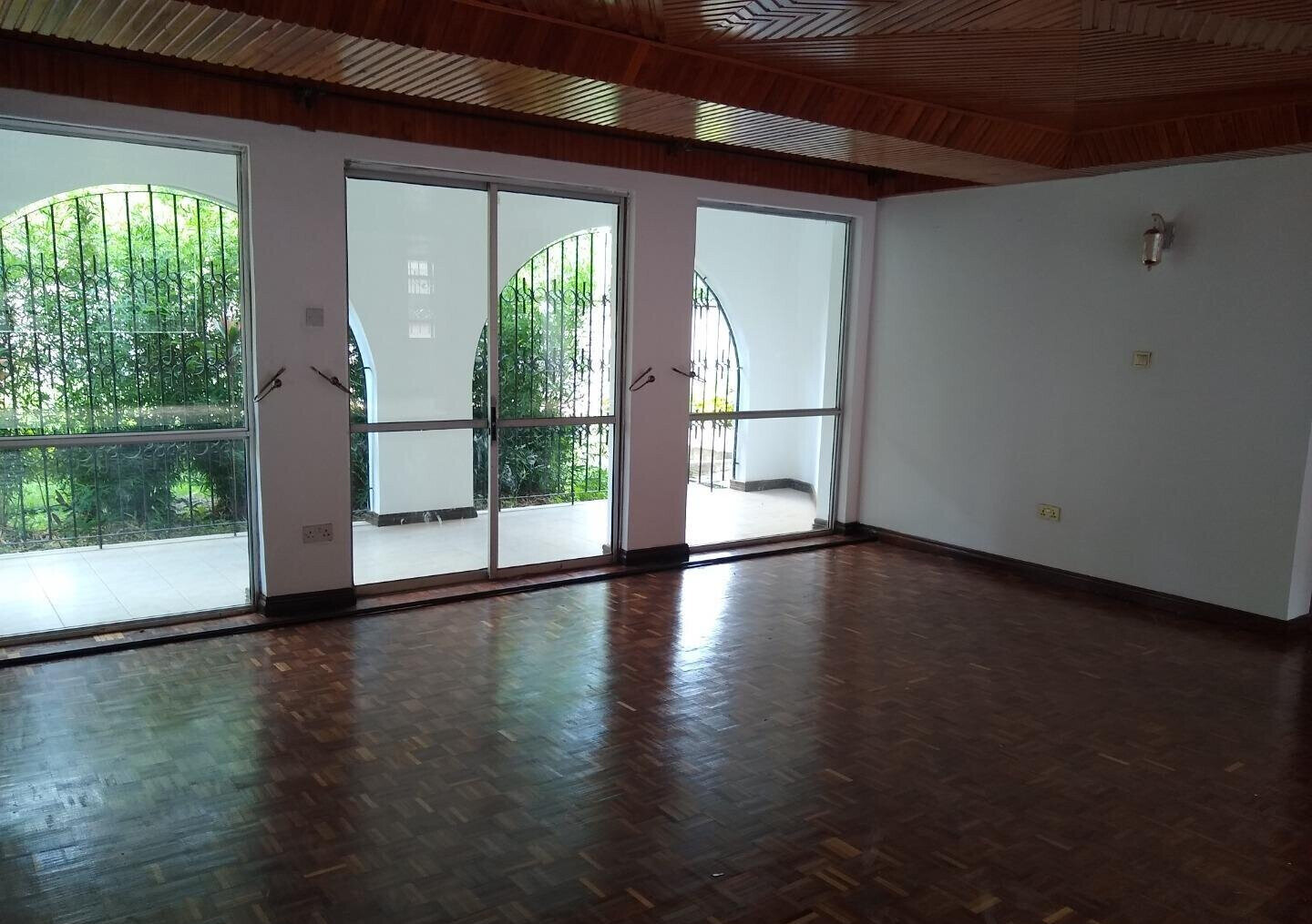 Half Acre Garden Home at KSh 300K