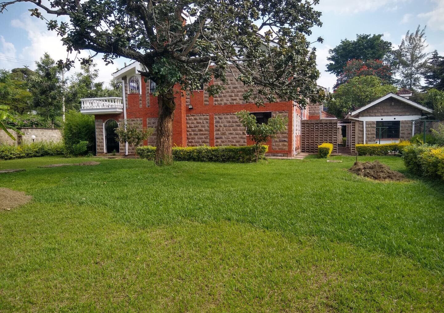 Half Acre Garden Home at KSh 300K