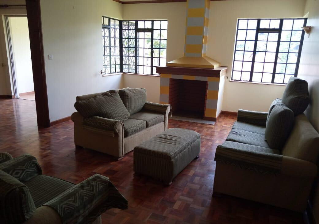 4-Ensuite Townhouse with Fireplace & Private Garden - Spring Valley