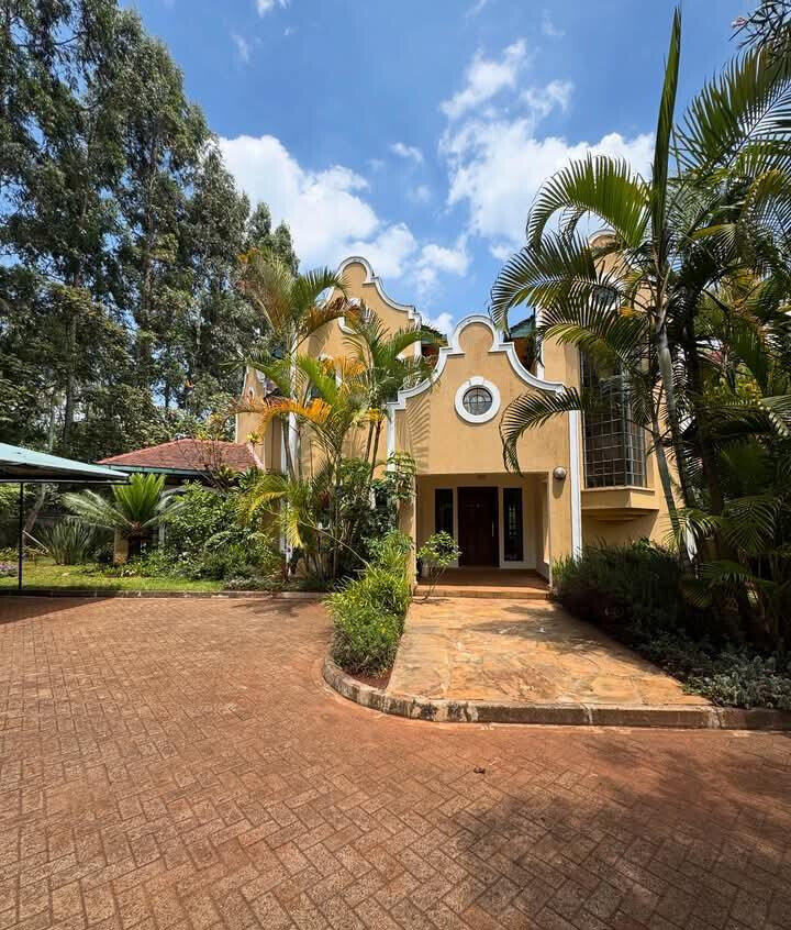 4BR All-Ensuite Townhouse with Guest Wing & Clubhouse - Runda