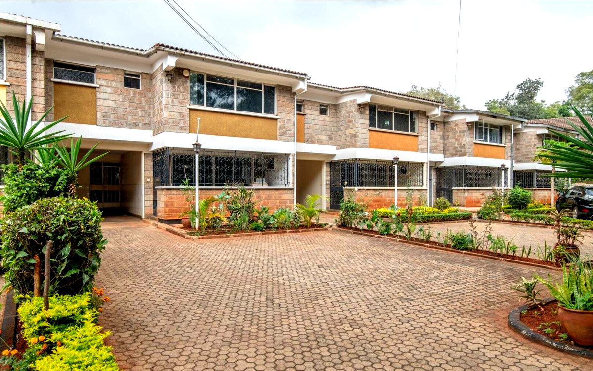 4BR Maisonette in 10-Home Gated Estate - Spring Valley