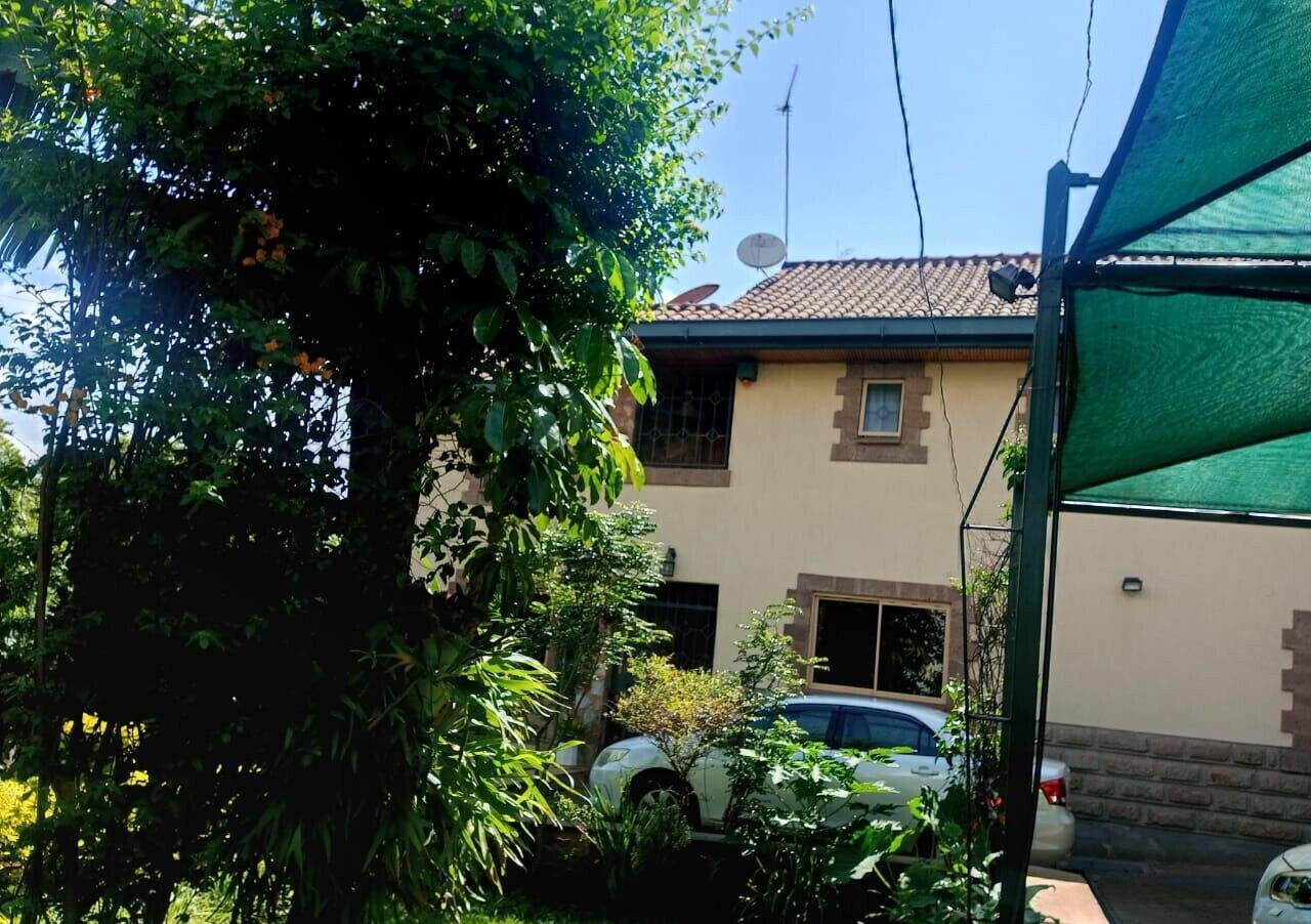 4BR Riverside Townhouse with Own Compound – KES 130M