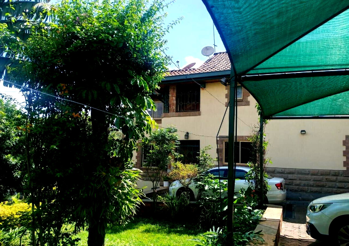 4BR Riverside Townhouse with Own Compound – KES 130M
