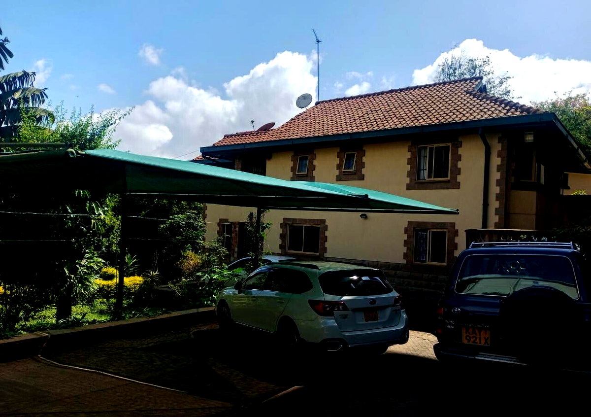 4BR Riverside Townhouse with Own Compound – KES 130M