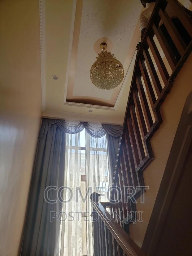 5bdrm Townhouse/Terrace in Lavington Green for sale