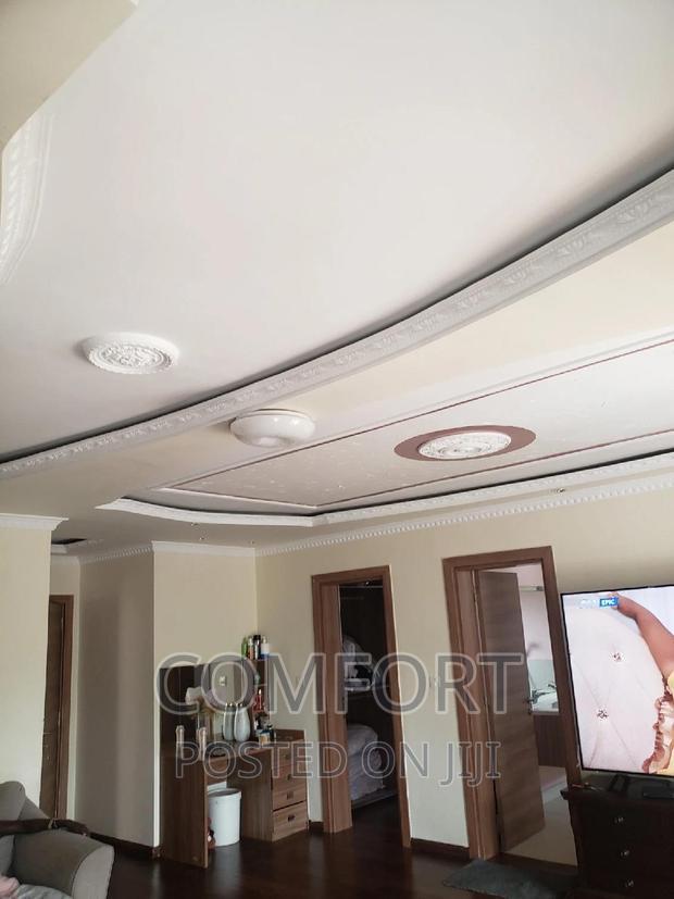 5bdrm Townhouse/Terrace in Lavington Green for sale