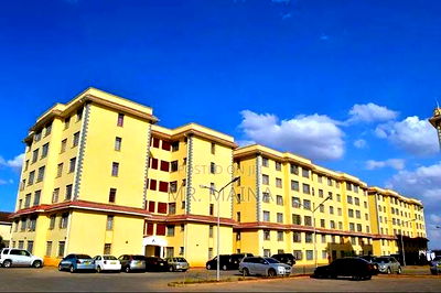 3bdrm Apartment in Greatwall Apartments, Gateway Mall Area for sale - Image 4