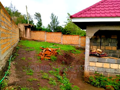 Half an Acre Land With a 3-Bedroom Bungalow in Kibiku, Ngong - Image 3