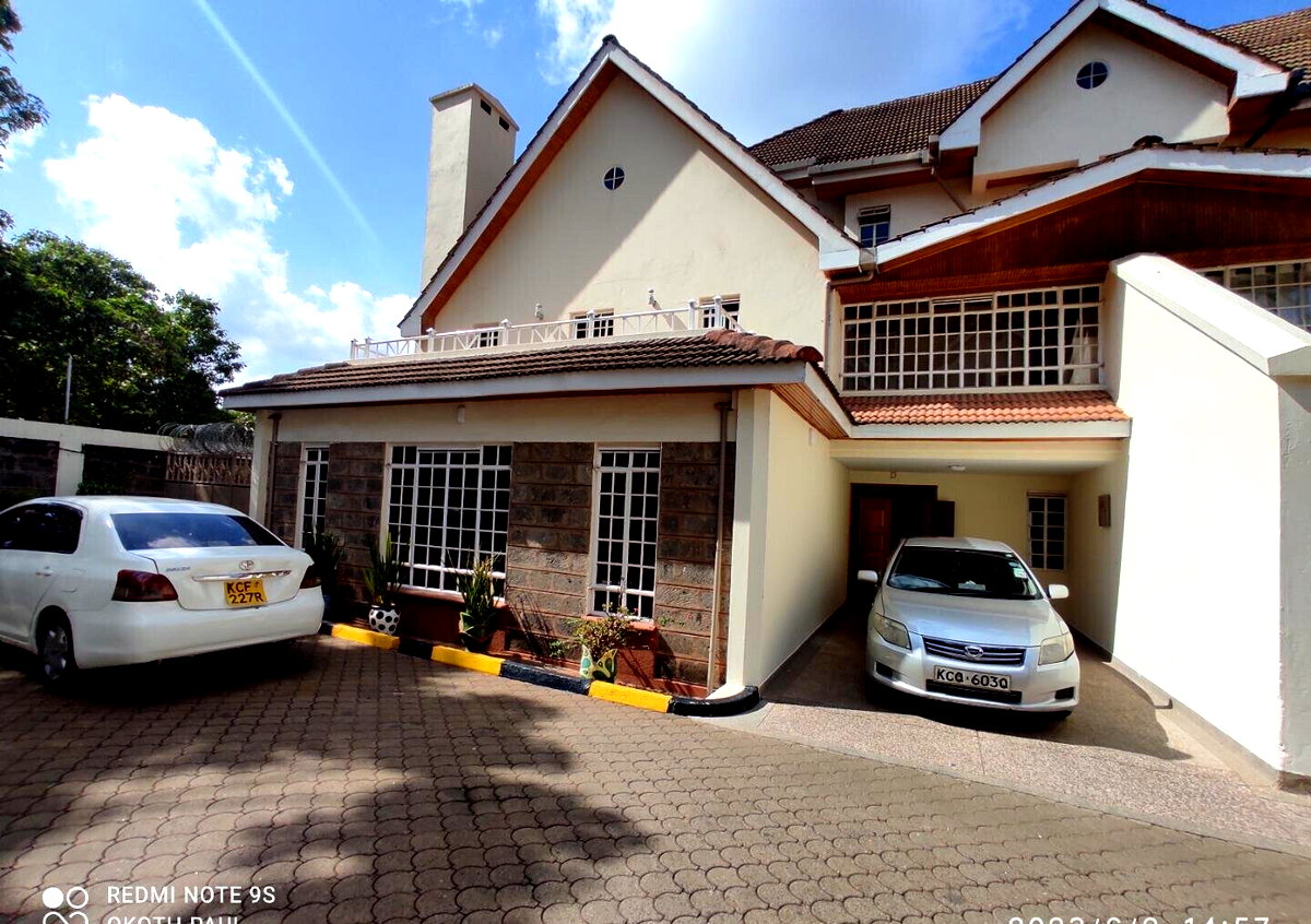 Spacious 4BR All-Ensuite Townhouse with Wooden Floors - Kileleshwa