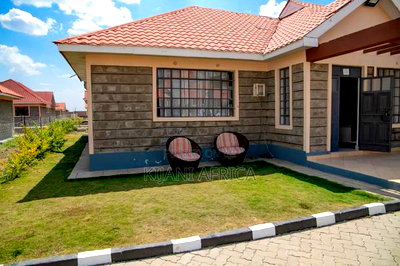 3bdrm Bungalow in Joska for rent - Image 8