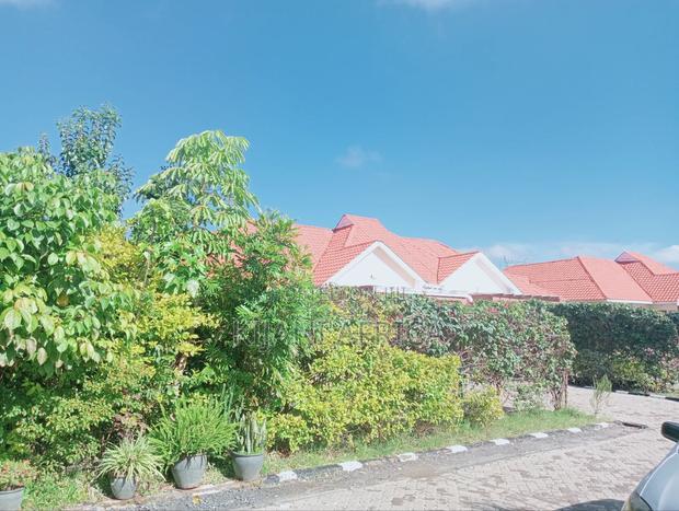 3bdrm Bungalow in Joska for rent